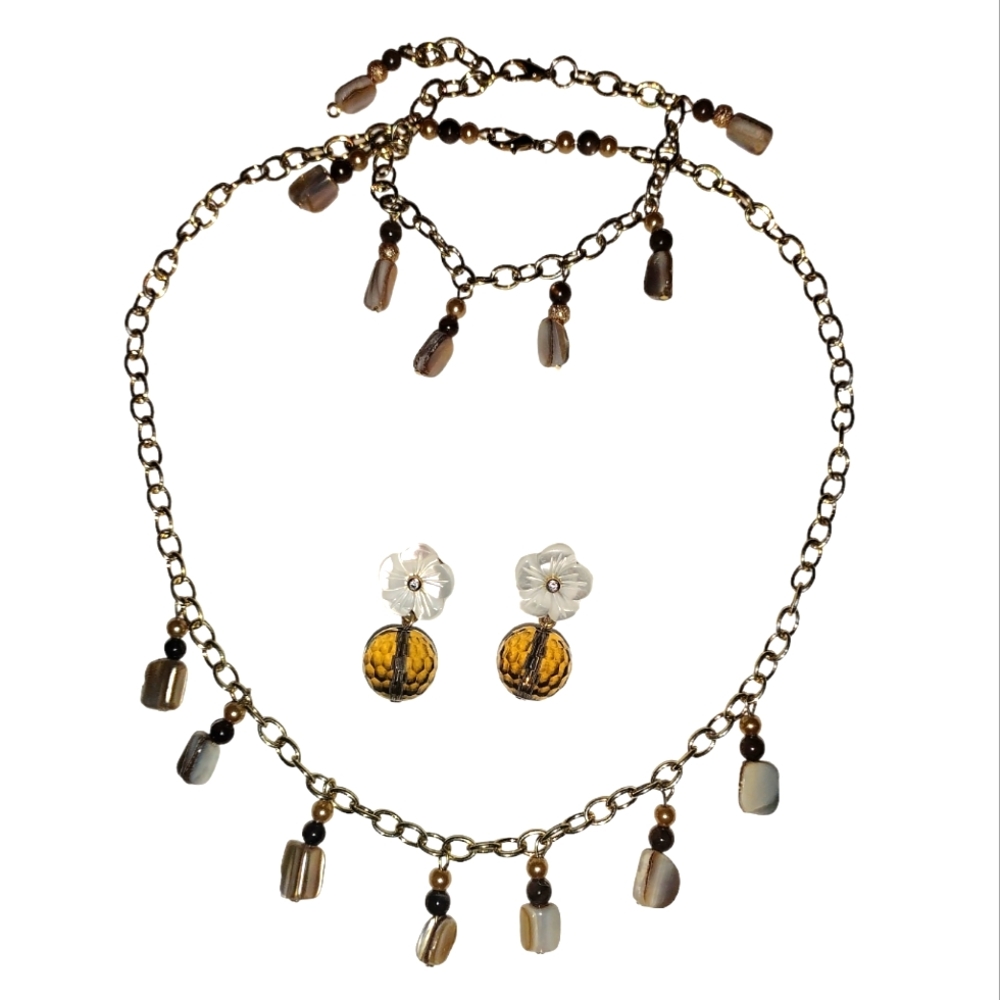 Shell Necklace Bracelet Earrings Daisy Jewelry Set
